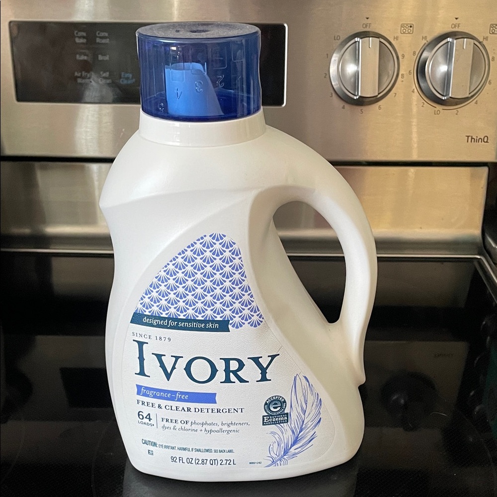 Ivory Laundry Detergent - 92oz 64 Loads Bottle Fragrance Free for Sensitive Skin